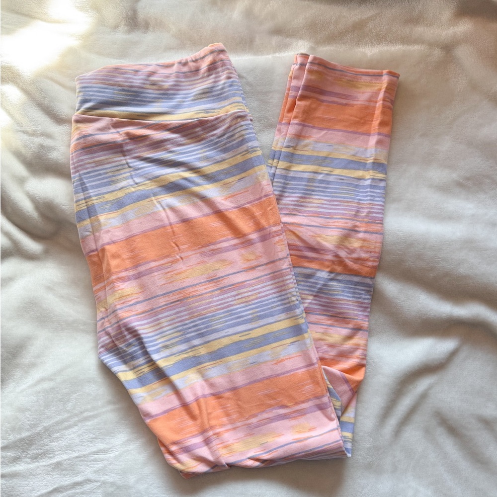 LuLaRoe Tall & Curvy Leggings Pastel Stripes